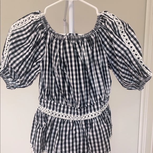 Plaid Off Shouder Crop Top - Picture 4 of 4